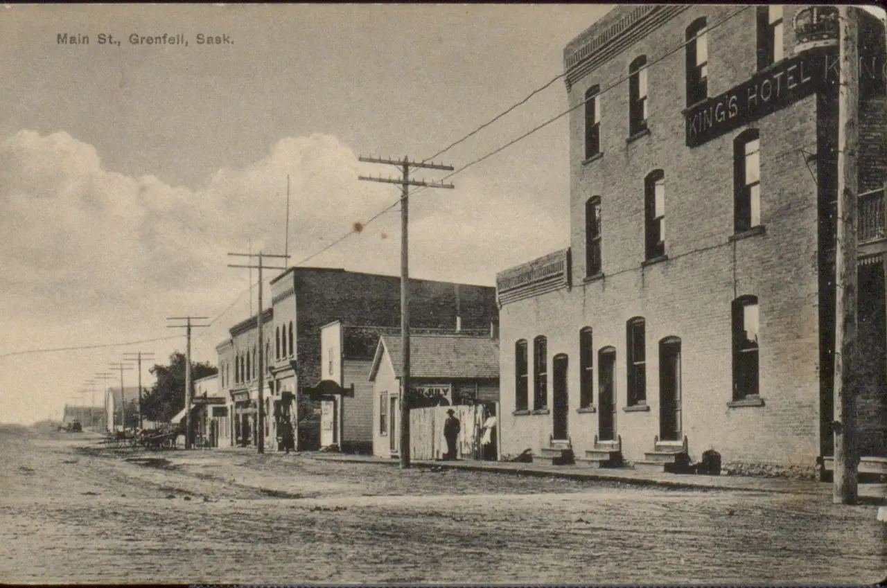 Main Street with King's Hotel, Grenfell, about 1910
